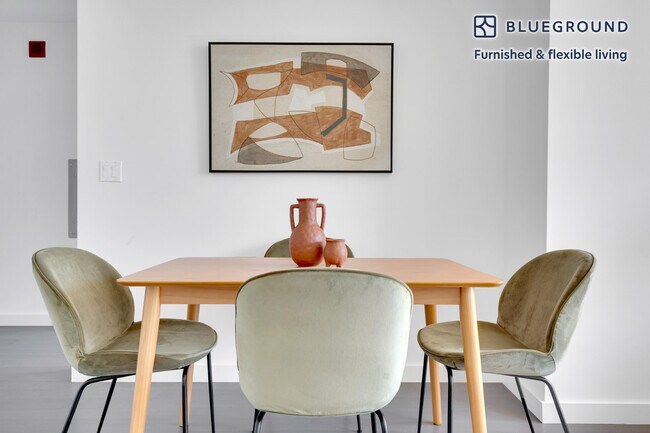 Foto del edificio - 900 Monroe St