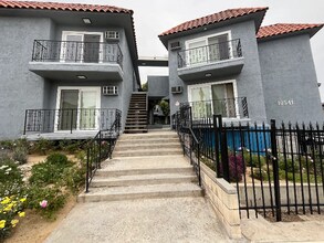 Building Photo - 10541 National Blvd