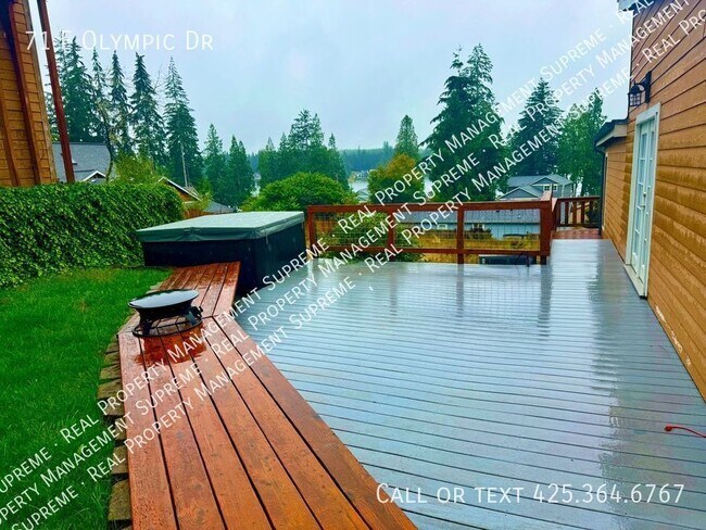 Building Photo - Cozy Grapeview Home On Mason Lake