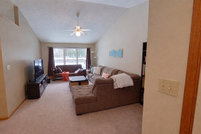 Foto del edificio - 2178 Kestral Blvd