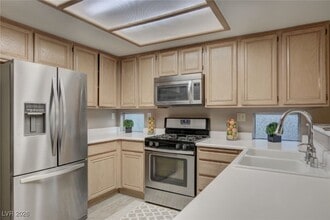 Building Photo - 4417 Norte Cir