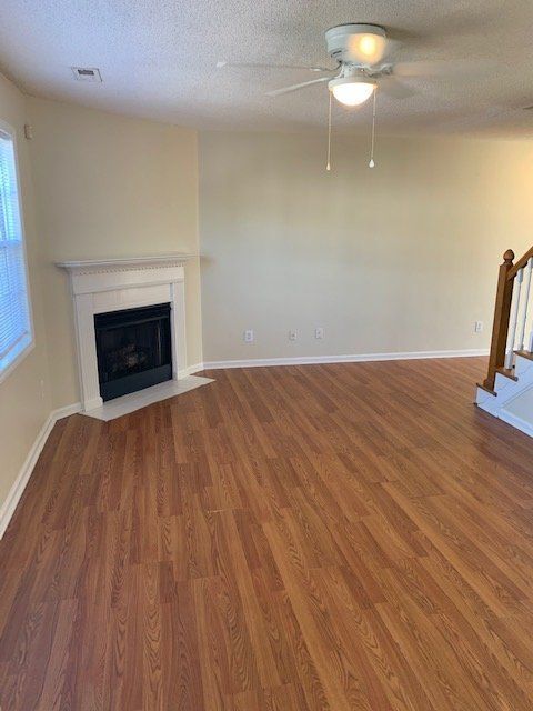 Foto del edificio - 3935 Sterling Pointe Dr