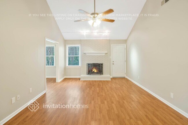 Foto del edificio - 7101 Thatcher Ct