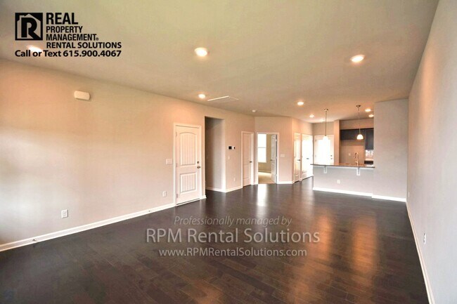 Building Photo - * PENDING** Gorgeous, luxury 4BR/3BA Smyrn...