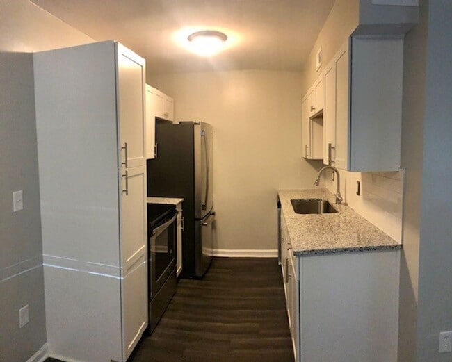 Interior Photo - Allison Heights