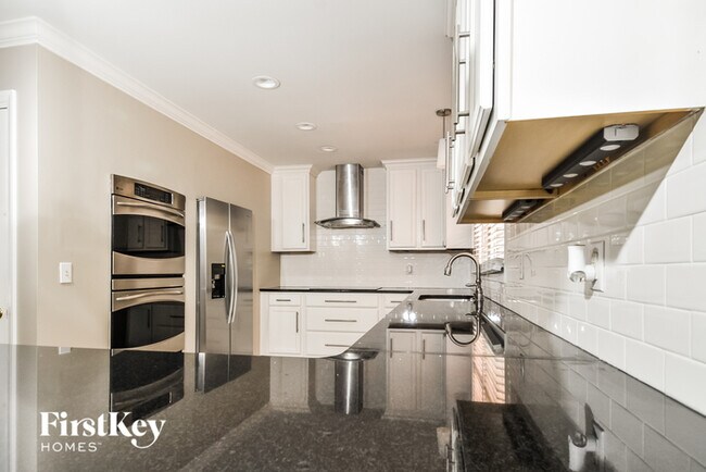 Foto del edificio - 106 Brookberry Dr