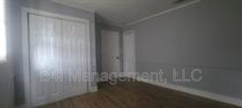 Primary Photo - 214 Grady Ave NE