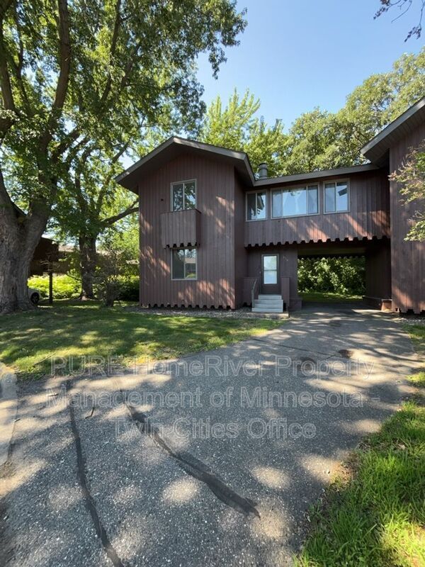 Foto del edificio - 1514 N Timber Ridge