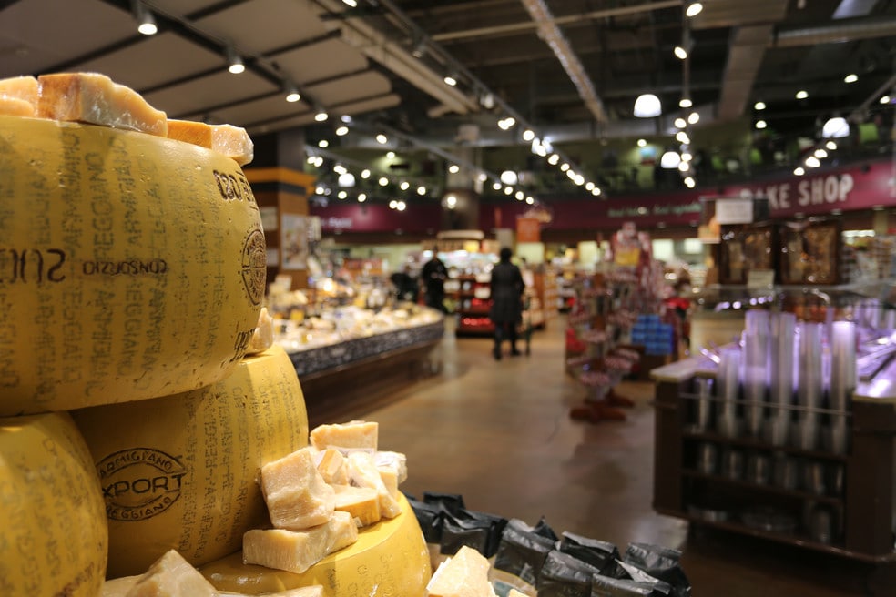 Is Goose Island a Good Place To Live in Chicago? Neighborhood Guide by