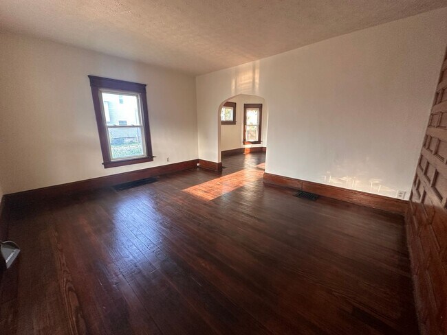 Foto del edificio - 913 Smith Ave SW