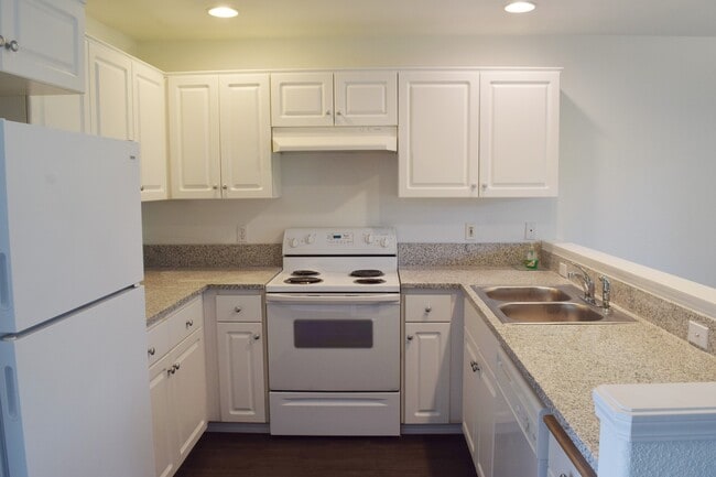 Building Photo - Beautiful, 3 Bed 1.5 Bath Home In Willamet...