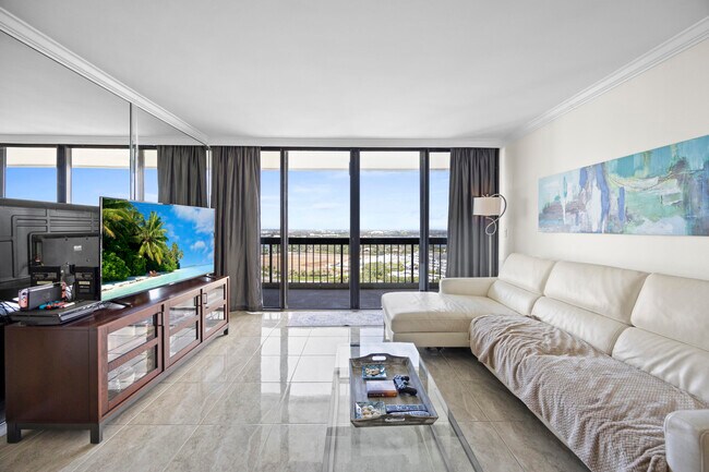 Building Photo - 2425 Presidential Way