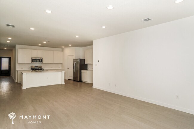 Foto del edificio - 4052 Shaw Tree