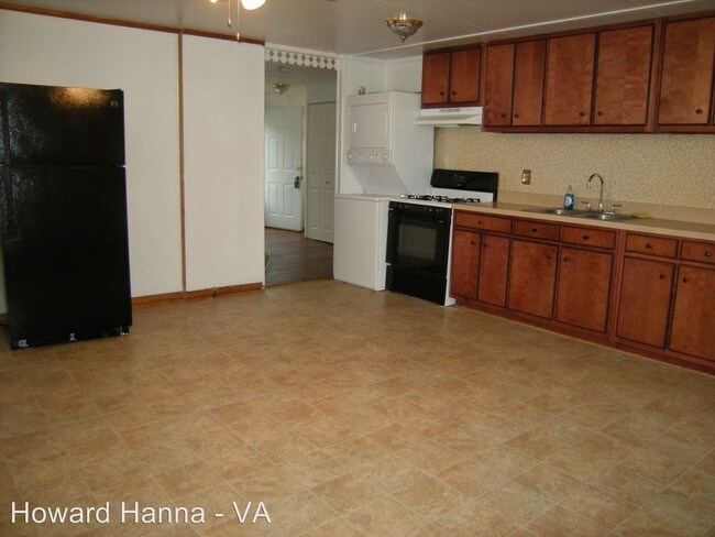 Building Photo - 3 br, 2 bath House - 2402 Andrews Boulevard