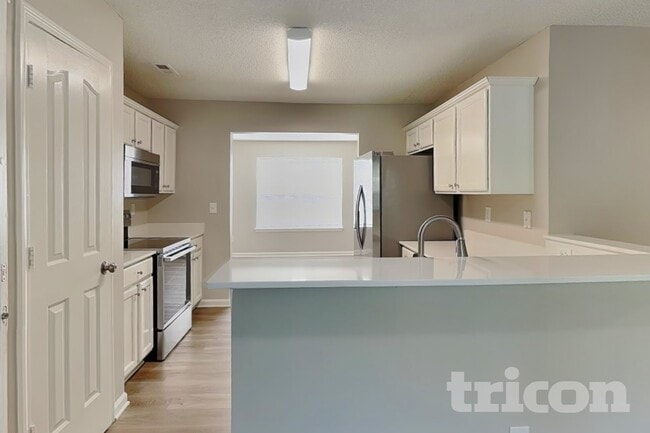 Building Photo - 10527 Madison Park Dr