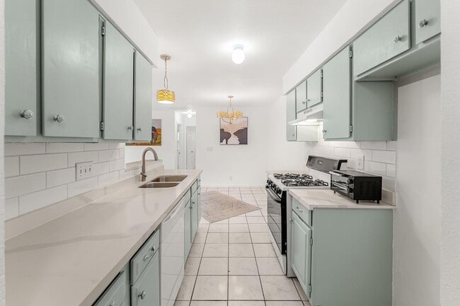 Photo - 2501 Teri Road Unit B Apartment