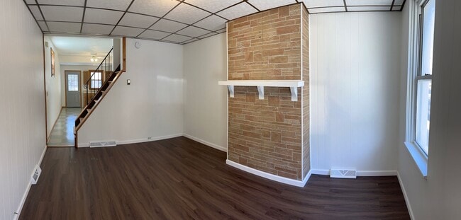 Photo - 811 Evergreen Ave Apartment