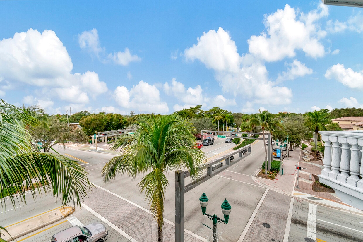 401 W Atlantic Ave Unit L12, Delray Beach, FL 33444 Condo for Rent in