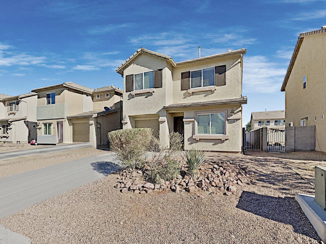 Primary Photo - 5198 Emelita St