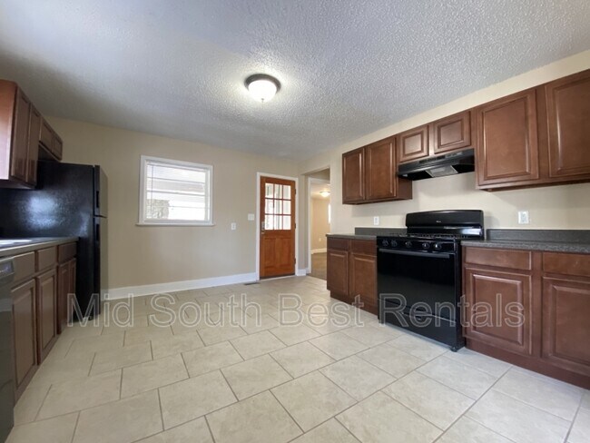 Foto del edificio - 7903 Westwood Ave