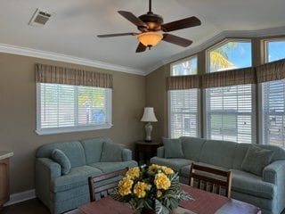 Building Photo - Lovely 1 Bedroom Park Model Home with Boat Dock on Chain of Lakes $1500.00. No Pets.
