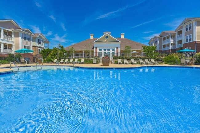 Building Photo - The Point at Waterford Crossing
