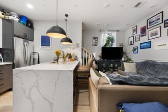 Building Photo - 300 Somerville Ave