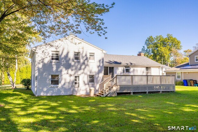 Building Photo - 99 Fuller Dr