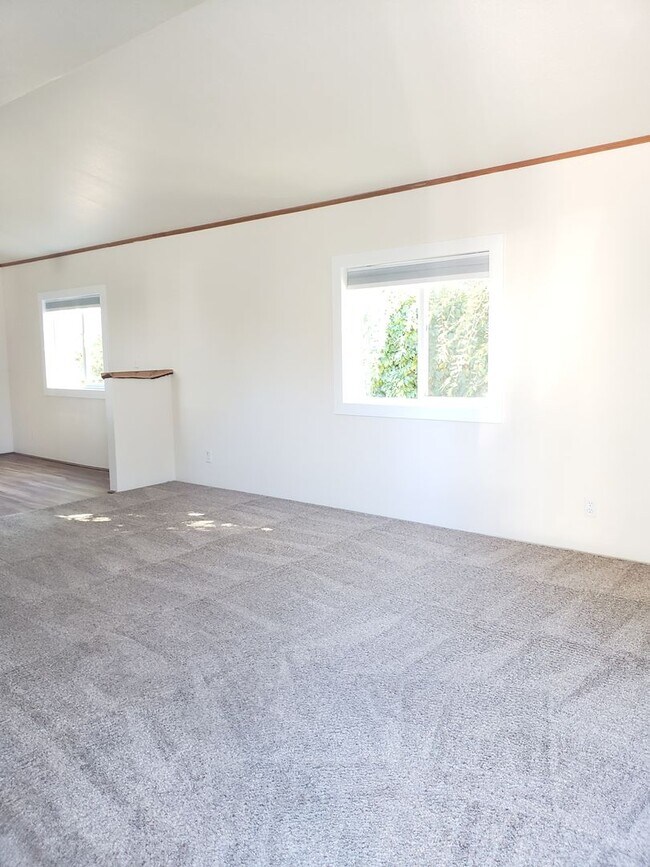 Building Photo - Monterey Mobile Home Park