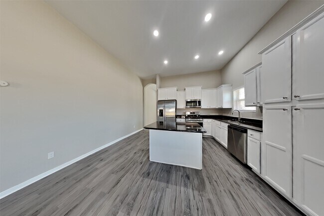 Foto del edificio - 3218 Clayton Terrace Dr