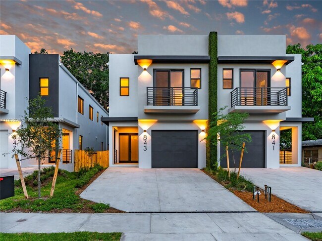 Foto del edificio - 841-843 SW 29th St