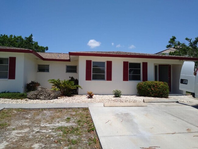 Foto del edificio - 4514 SE 5th Pl