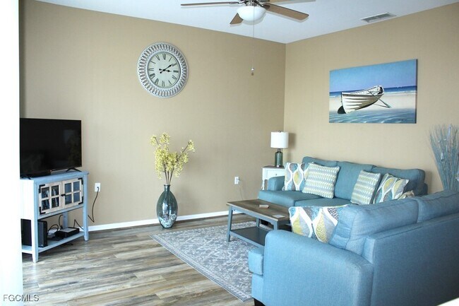 Foto del edificio - 16685 Lake Cir Dr