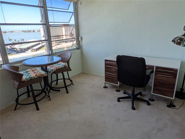Foto del edificio - 4575 Cove Cir