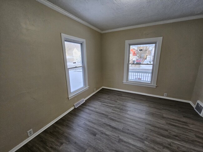 Building Photo - 3788 W 34th St