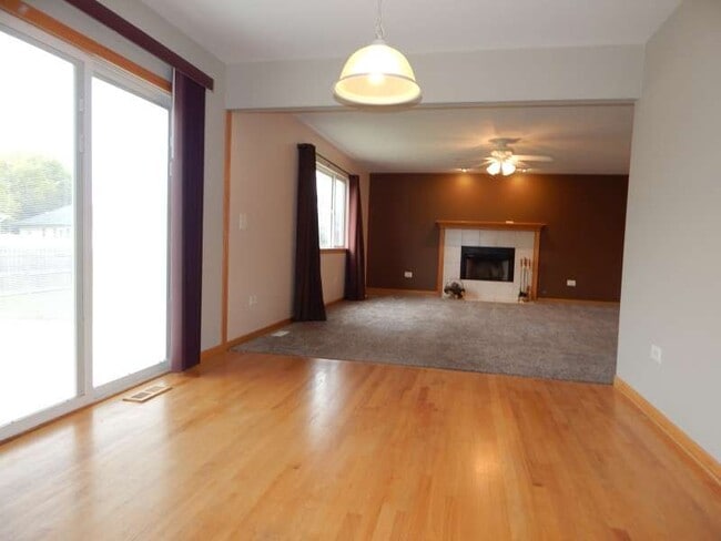Building Photo - 946 Premrose Ct