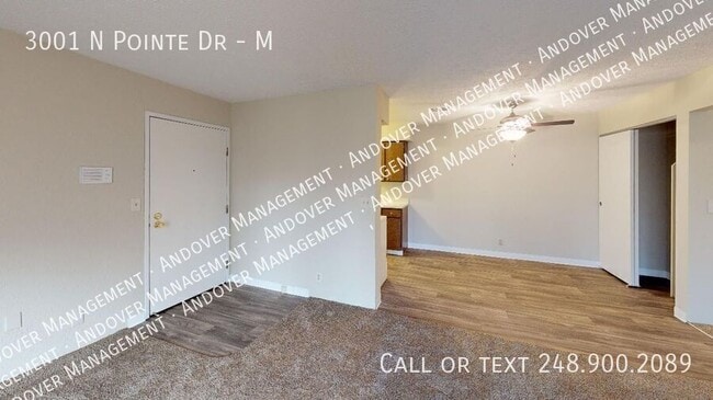 Building Photo - 3001 N Pointe Dr
