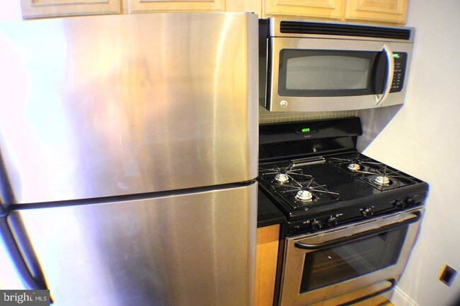 Foto del edificio - 2020 Christian St