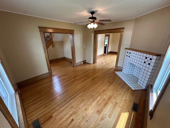 Foto del edificio - 3002 Dudley Ave