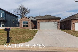 Building Photo - 504 Remington Ave