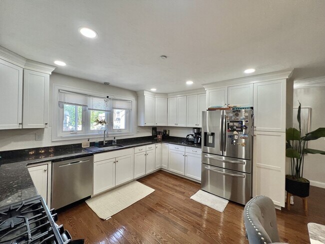 Foto del edificio - 32 Sugar Maple Ln