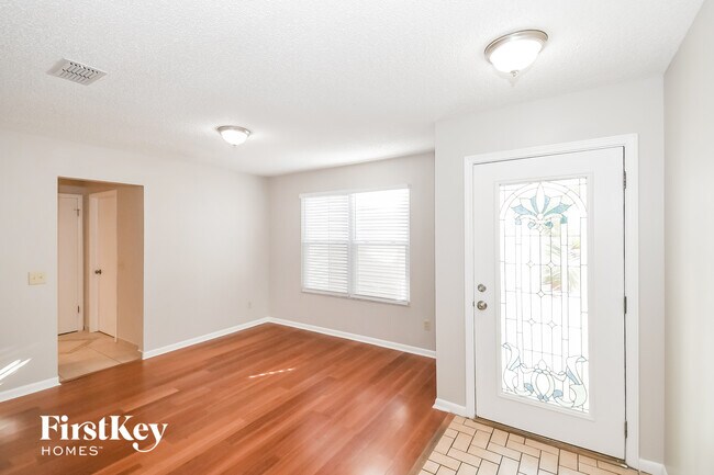 Building Photo - 10857 Knottingby Dr