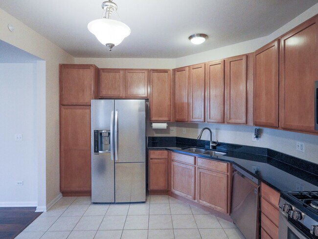Building Photo - 715 Astor Ln