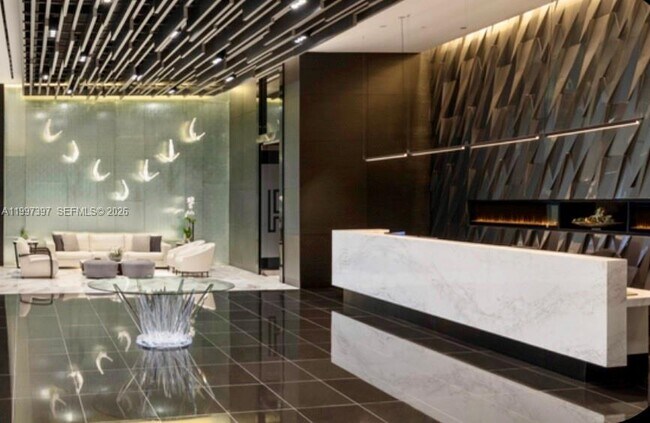 Foto del edificio - 851 NE 1st Ave