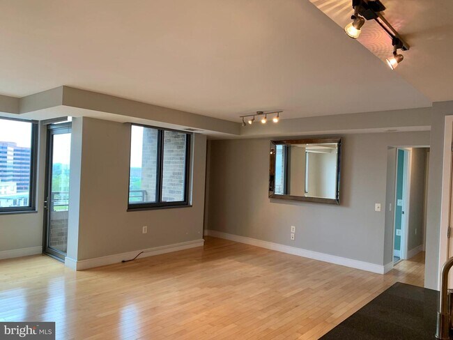 Foto del edificio - 2001 15th St N