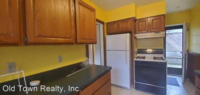 Building Photo - 2 br, 1 bath House - 1391 Rosewood St