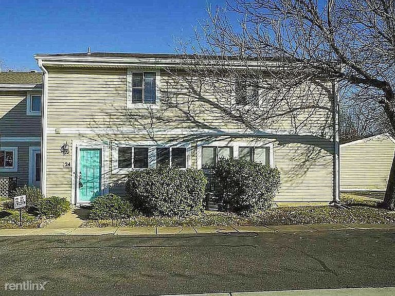 Primary Photo - 2 br, 1.5 bath Condo - 24 Chisholm Creek Dr