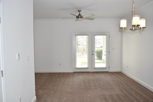 Building Photo - 29 S Sand Palm Rd