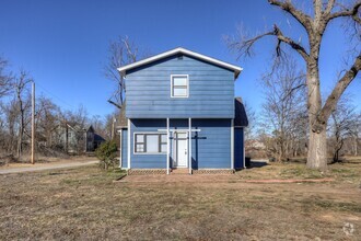 Building Photo - 3801 Creswell Dr