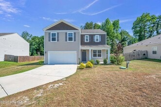Building Photo - 706 Lenox Dr